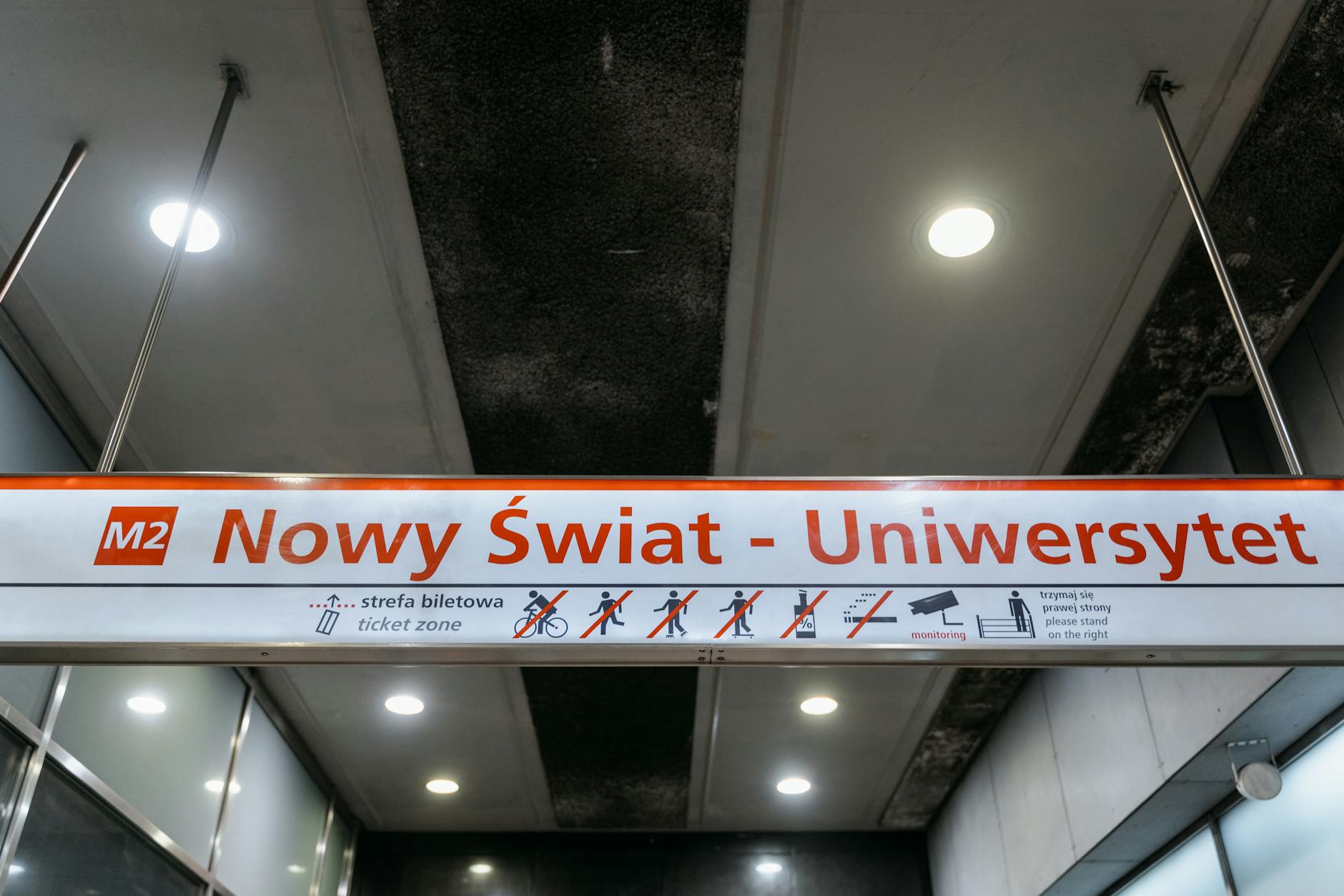 Budynek Uniwersytetu Artystycznego w Poznaniu - rekrutacja nauczycieli akademickich